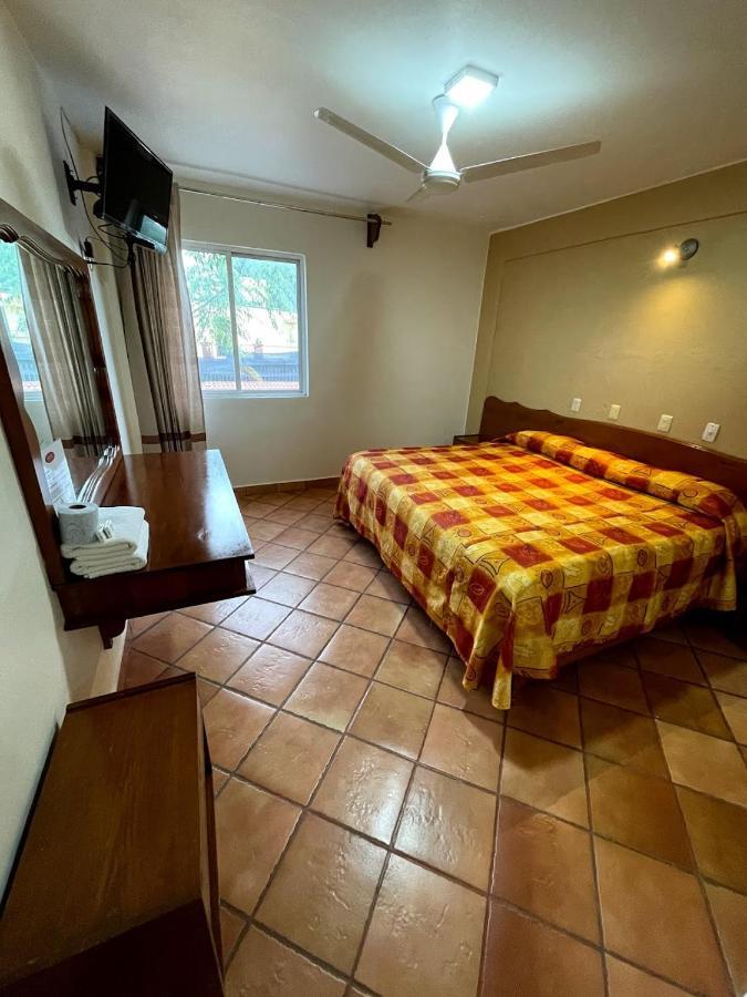 Oaxaca Hotel Bugambilias מראה חיצוני תמונה