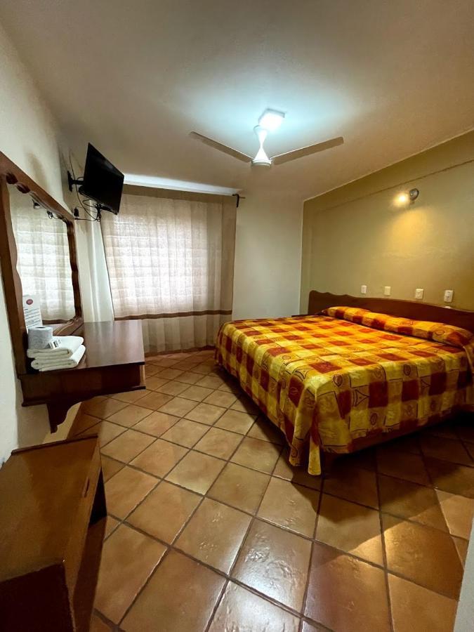 Oaxaca Hotel Bugambilias מראה חיצוני תמונה